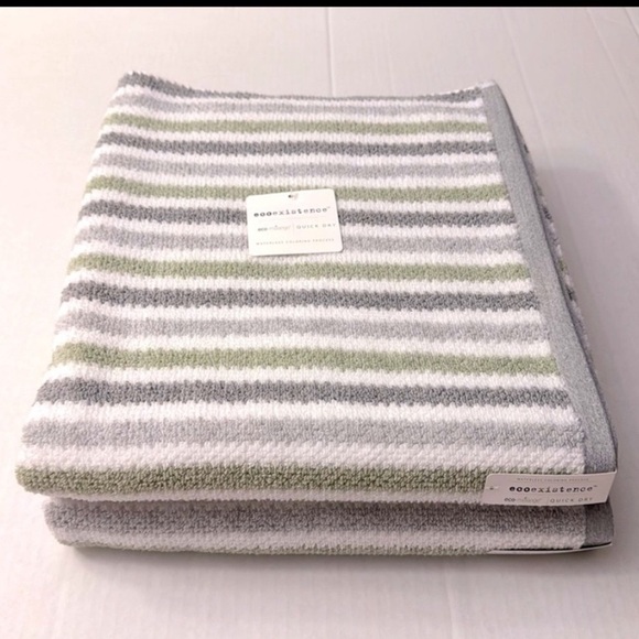 2pc ECOEXISTENCE Eco-Melange Quick Dry Bath Towel Set
- Zero Twist Loops… - Picture 1 of 5